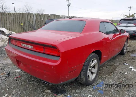 2013 Dodge Challenger Sxt z USA, uszkodzony, nr VIN 2C3CDYAG5DH569539